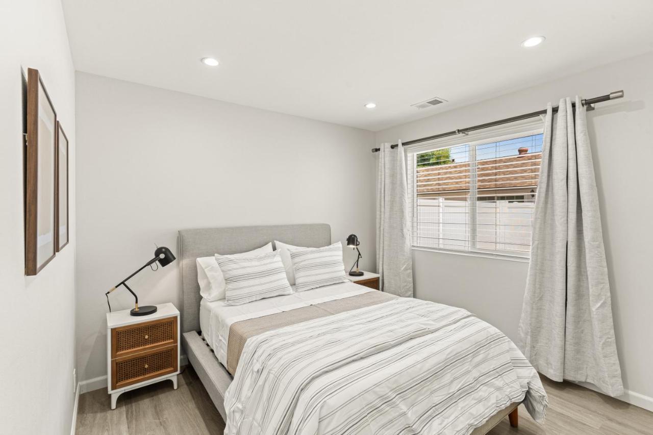 Estepa Unit #3 By Pmi Thousand Oaks Eksteriør billede